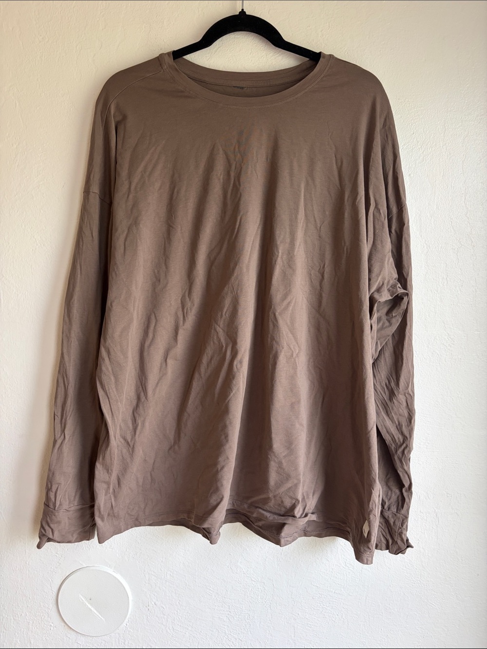 Men’s Vuori long sleeve shirt brown